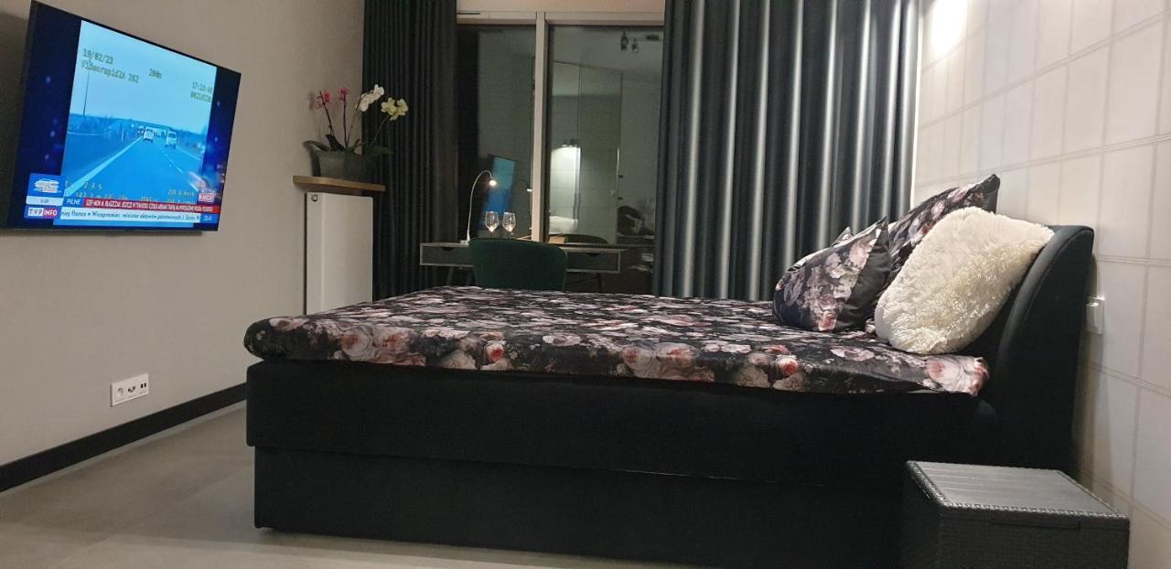 Апартаменты Towarowa - Milionowa 39 Check-In 24H Познань Экстерьер фото